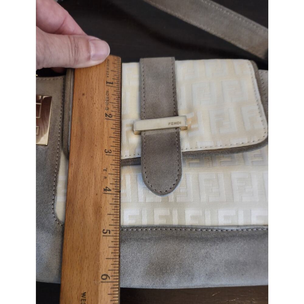 Authentic Vintage Fendi Zucchino Suede Baguette Shoulder Bag Beige Gold Hardware - Picture 11 of 11